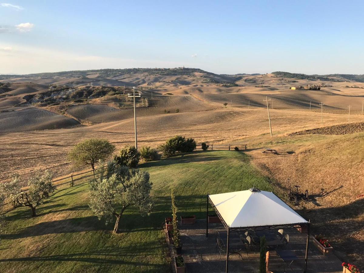 Agriturismo Poggio Tobruk Пиенца Экстерьер фото