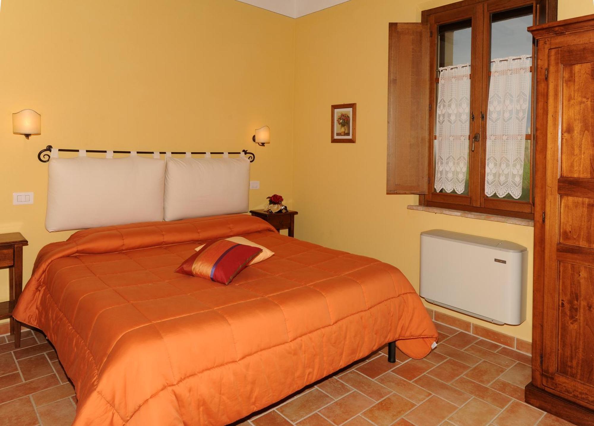 Agriturismo Poggio Tobruk Пиенца Номер фото