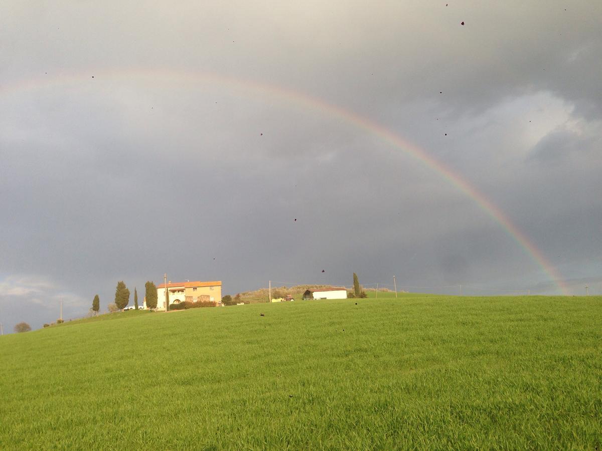 Agriturismo Poggio Tobruk Пиенца Экстерьер фото